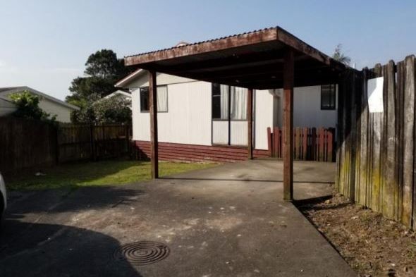Very Private, Fully Fenced, Tidy 3 Bedroom House - Widok 2
