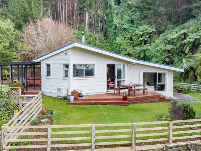 132 Mangaone North Road, Te Horo