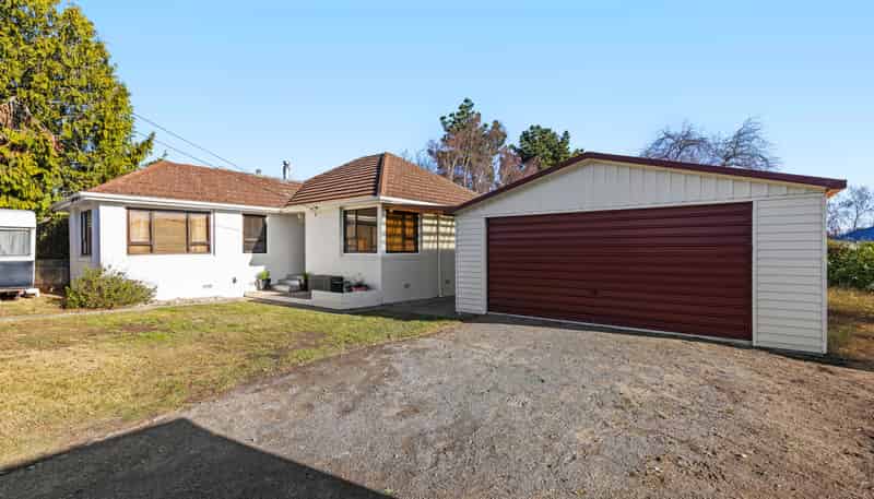 57 McGregors Road, Bromley