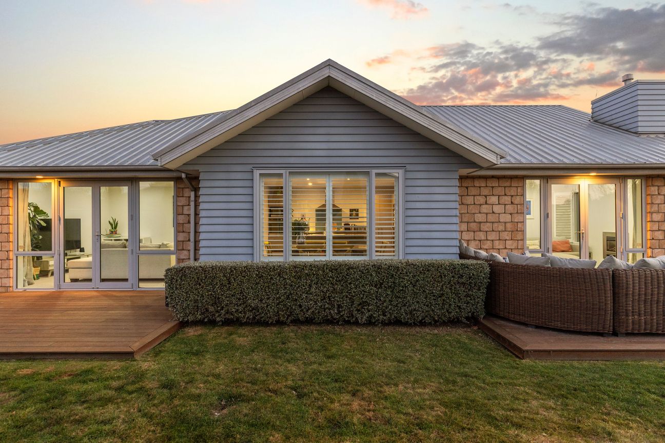 Family Living, Fully Loaded - Vista 2