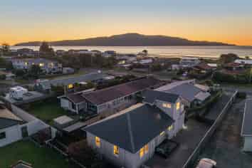 200 Manly Street, Paraparaumu Beach