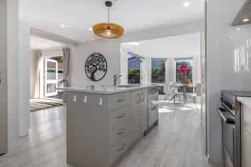 200 Manly Street, Paraparaumu Beach