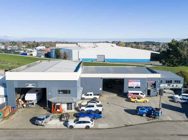 Multi-Tenanted Industrial Investment
