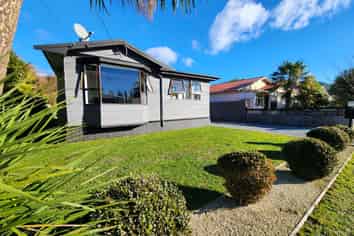 9 Inverness Street, Dunollie