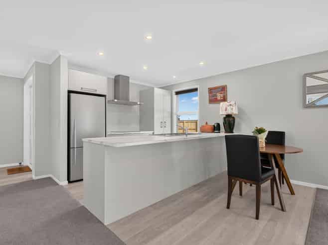 37B Rhodes Street, Carterton