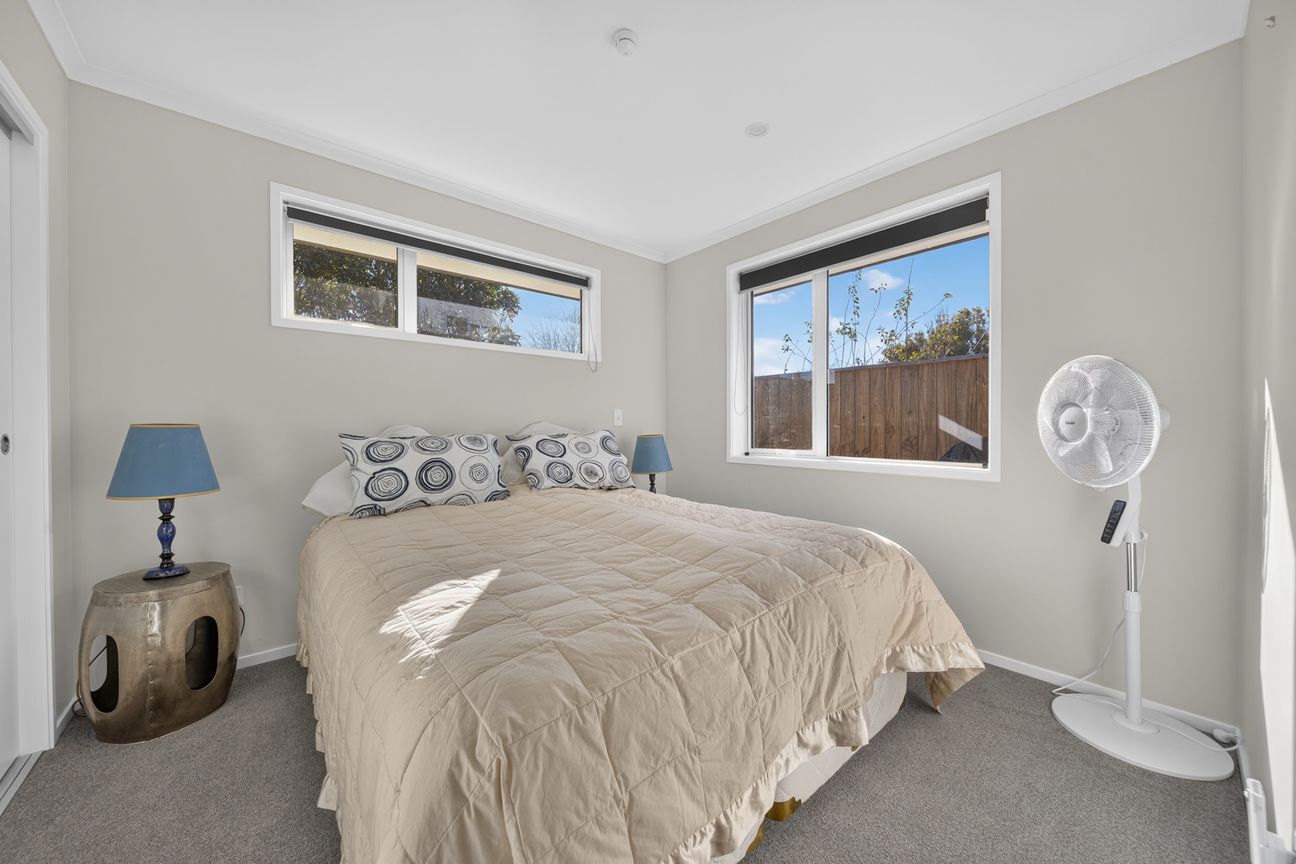 Near New, Sun Filled with Effortless Living – pohled 6