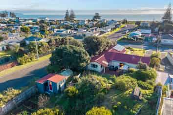 50 Moana Street, Otaki Beach