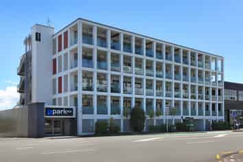 210/401 New North Road, Kingsland