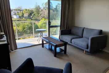 1180D Victoria Street, Hamilton Central