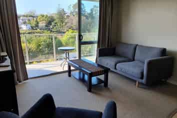 1180D Victoria Street, Hamilton Central