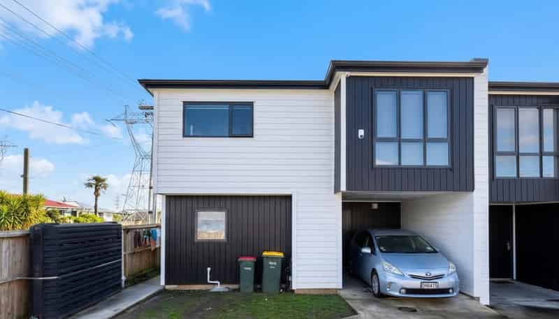 9A Julian Place, Otara