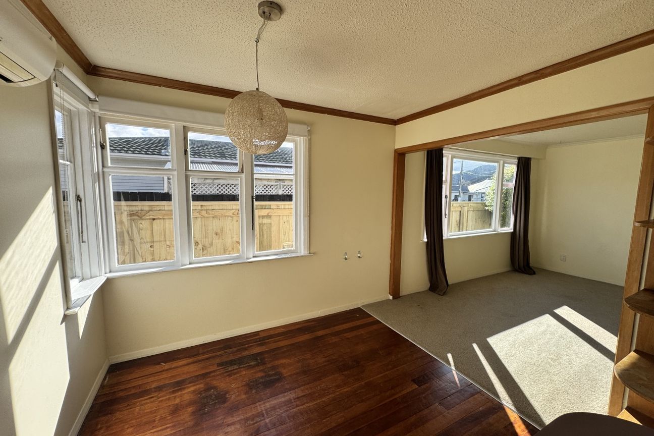 WELL PRESENTED THREE BEDROOM HOME: - Ansicht 4