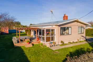 24 Main South Road, Makikihi, Waimate