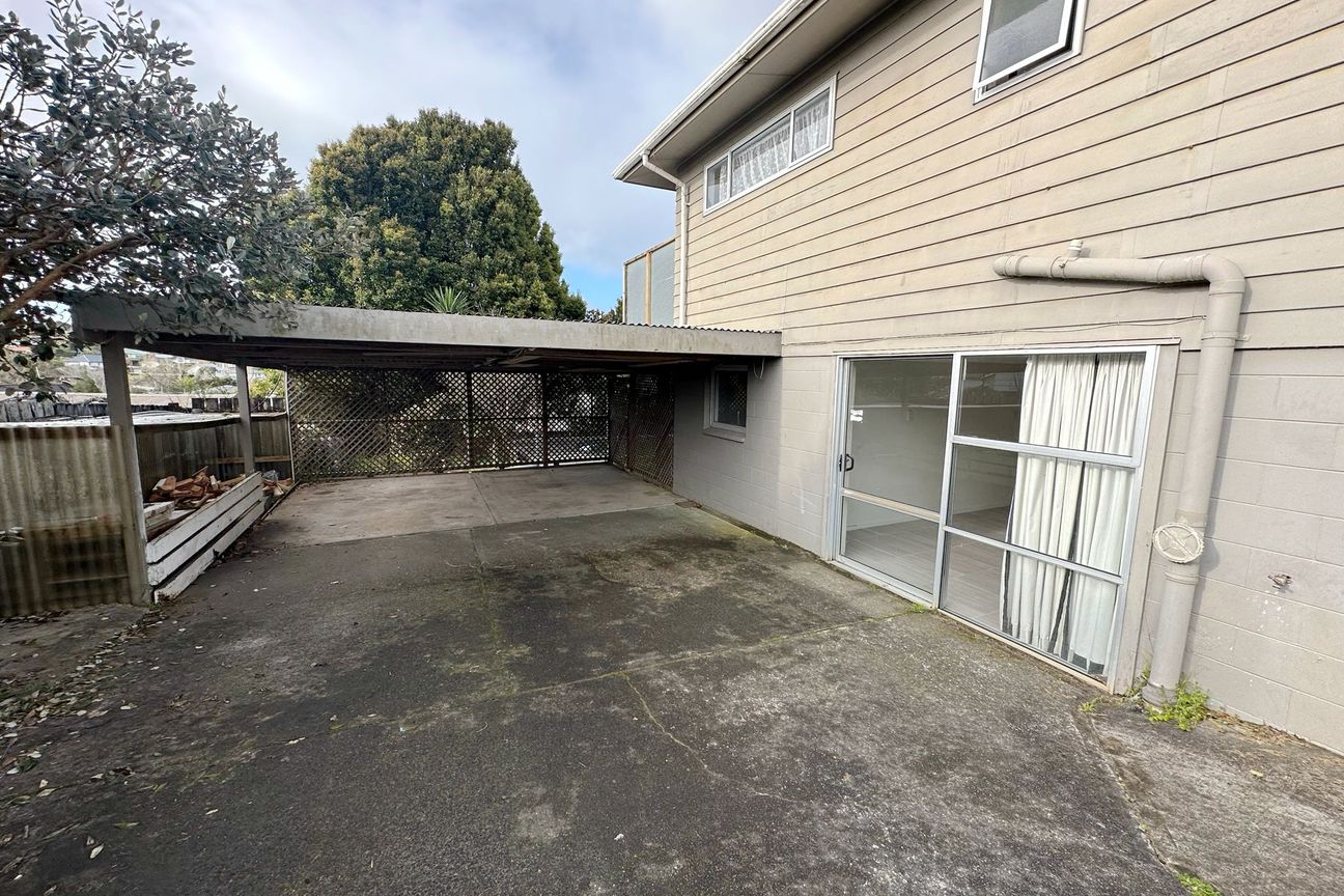 Family Home with swimming pool in Forrest Hill - Aanzicht 2
