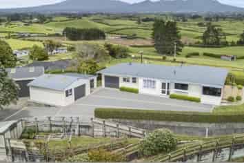 144 King Road, Inglewood