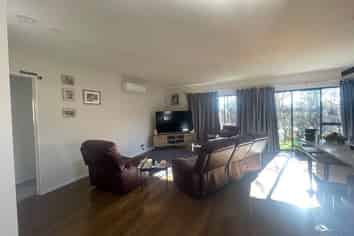122B Monument Road, Clevedon