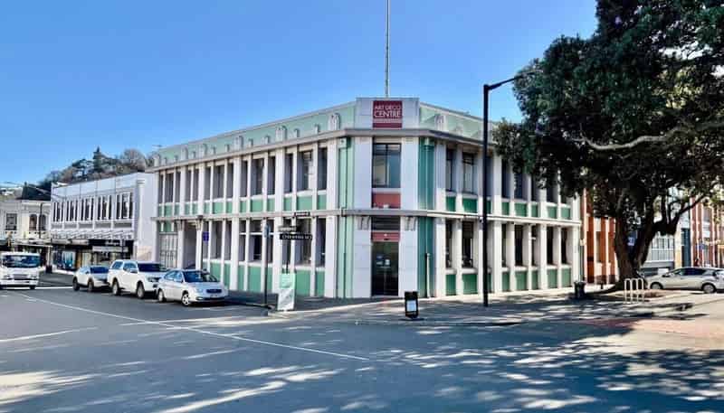 7 Tennyson Street, Napier Central