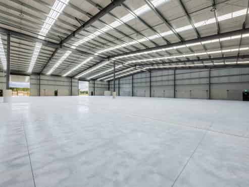 Premium high stud warehouse