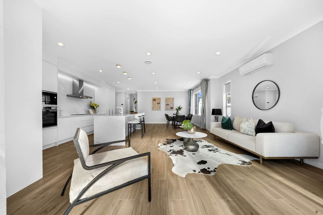 Luxury Corner Site 7-Bedroom Home on Split-level – pohled 3