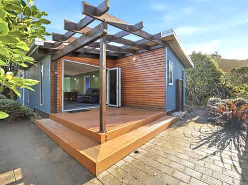 36 Driver Street, Long Beach