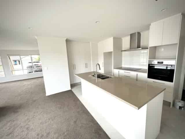 7 Tiaki Way, Cambridge
