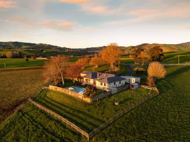 80 Robinson Road, Rotoorangi