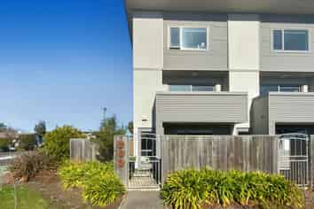 465 Barbadoes St, Edgeware