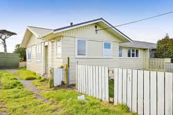 12 Edinburgh Street, Patea