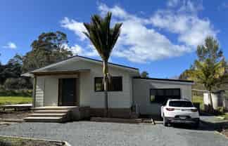 834  Leigh Road , Matakana