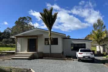 834  Leigh Road , Matakana