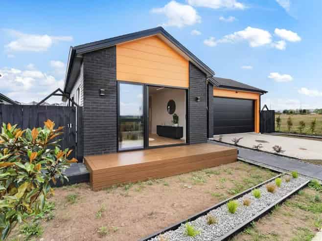 51 Emerald Avenue, Karaka