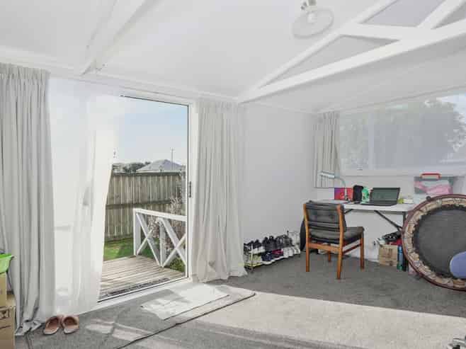 56 Puriri Crescent, Hillcrest