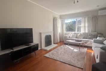9 Vandeleur Avenue, Birkdale