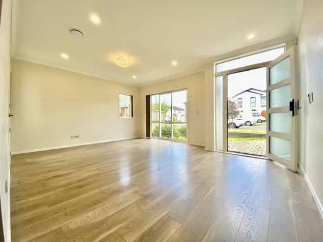 70 Donegal Park Drive, Flat Bush