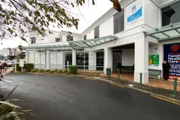 JOIN AN ESTABLISHED HEALTHCARE HUB