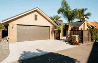 65 Santa Cruz Drive, Papamoa Beach