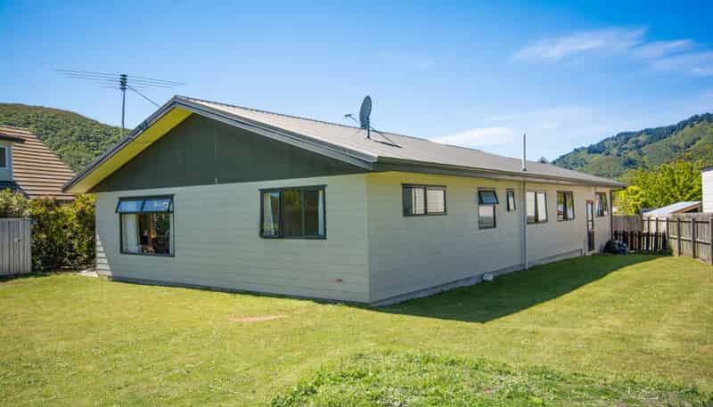 8a Huia Street, Waikawa