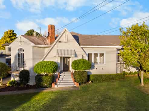12 Hillcrest Road, Hillcrest