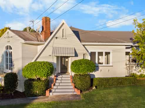 12 Hillcrest Road, Hillcrest