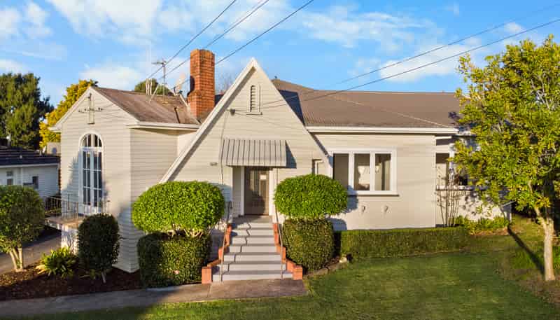 12 Hillcrest Road, Hillcrest
