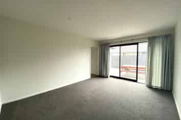 33 Blunden Rd, Lincoln