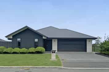 33 Blunden Rd, Lincoln