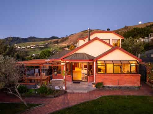 102 Brooklands Road, Atawhai