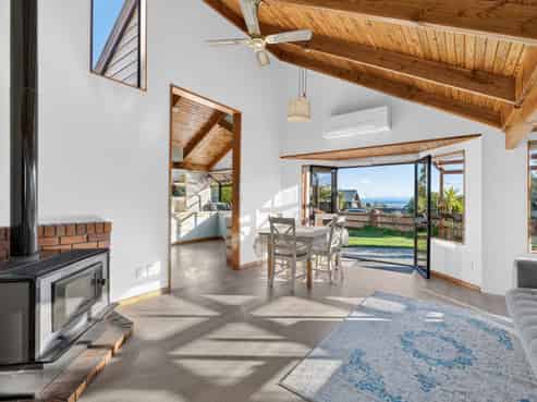 102 Brooklands Road, Atawhai