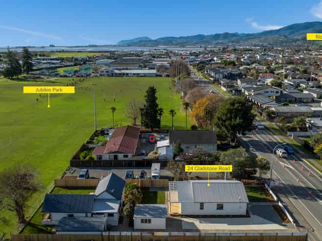 24 Gladstone Road, Richmond