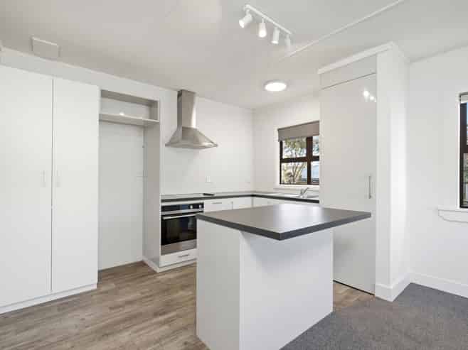 24 & 24A Gladstone Road, Richmond