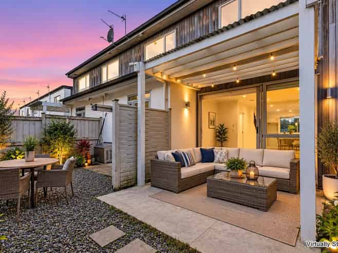35 Pencaitland Drive, Flat Bush