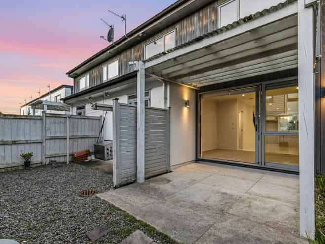 35 Pencaitland Drive, Flat Bush