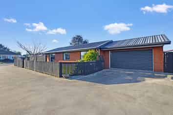 3 Logie Place, Bromley