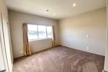592D Whangaparaoa Road, Stanmore Bay